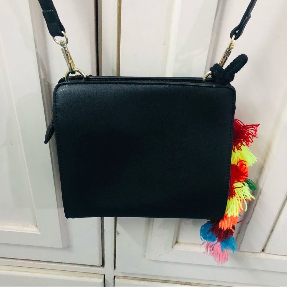 Global desi sling bag ethnic wear - Picture 8 of 16